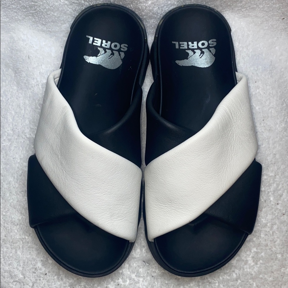 Sorel Two-Tone Black and White Slide Sandals - Picture 2 of 8